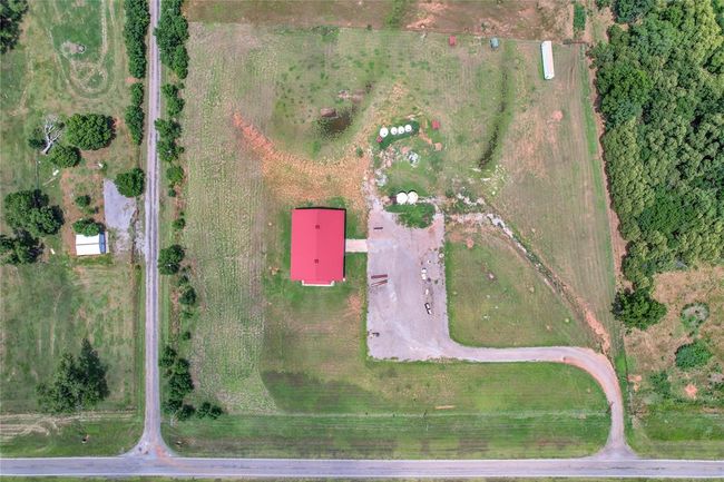 23003 N Frontage Rd, Home with 0 bedrooms, 0 bathrooms and null parking in Clinton OK | Image 31