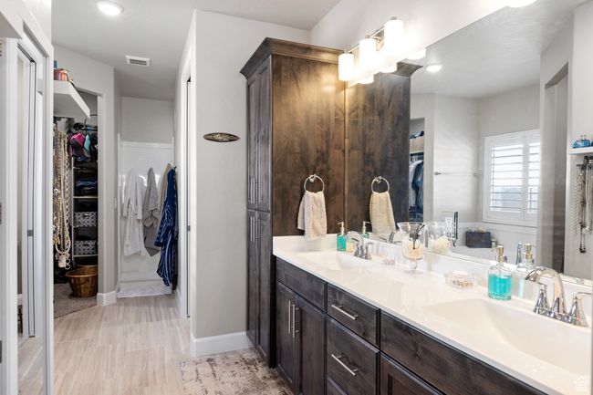 Full bath with double vanity and a walk in closet | Image 33