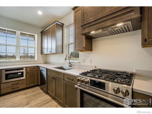 b10-3045 E Trilby Rd, Fort Collins, CO, 80528-9617 | Card Image