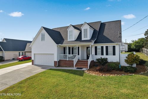 4213 Foothills Dr, Knoxville, TN, 37938-3131 | Card Image