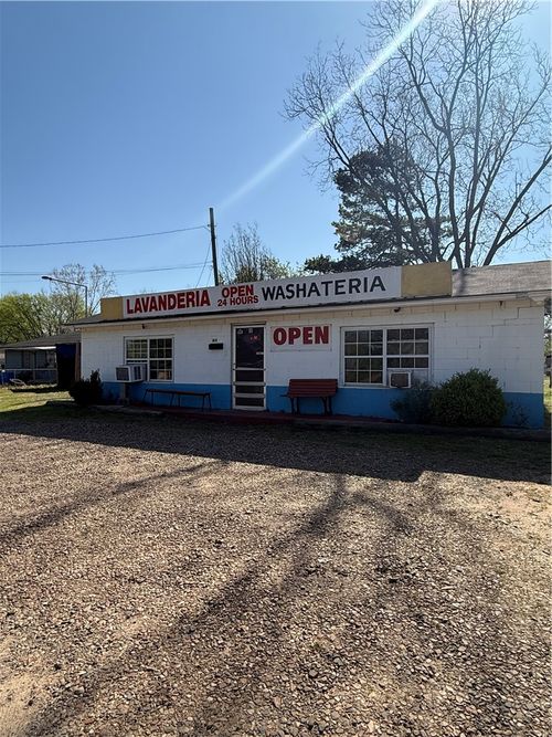 815 Old Highway 7 S, Dardanelle, AR, 72834-4419 | Card Image