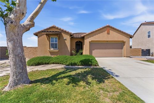 12531 Celebration Dr, Eastvale, CA, 91752-7603 | Card Image