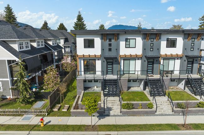 1 - 45437 Spadina Avenue, Townhouse with 3 bedrooms, 2 bathrooms and 3 parking in Chilliwack BC | Image 1