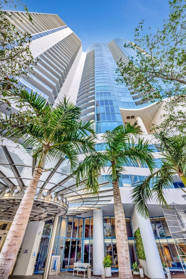 APT-1007 - 333 Las Olas Way, Condo with 2 bedrooms, 3 bathrooms and null parking in Fort Lauderdale FL | Image 4