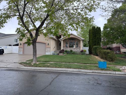 5754 S Crest Flower Way, Kearns, UT, 84118-9270 | Card Image