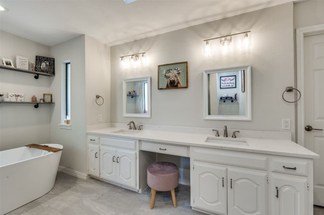 2221 Cliffside Dr, House other with 4 bedrooms, 2 bathrooms and null parking in Plano TX | Image 33