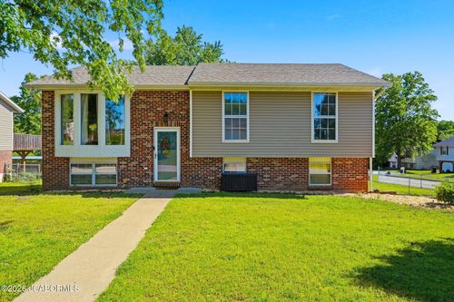 5541 Bagnall Dr, Jefferson City, MO, 65109-5412 | Card Image