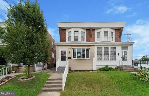 1205 E 9th St, CRUM LYNNE, PA, 19022-1421 | Card Image