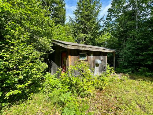 11 Hanscom Road, Weld, ME, 04285 | Card Image