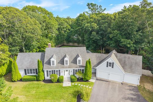 37 Katelyn Hills Dr, Falmouth, MA, 02540-2047 | Card Image