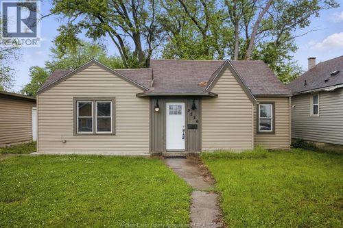 2226 Janette Ave, Windsor, ON, N8X1Z8 | Card Image