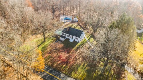 135 Elise Dr, Waterbury, CT, 06708-4908 | Card Image