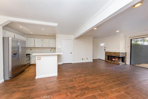 177-1158 Tivoli Ln, Simi Valley, CA, 93065-0989 | Card Image