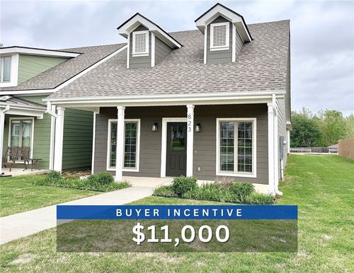 823 Ne Heights Ln, Bentonville, AR, 72712-3096 | Card Image