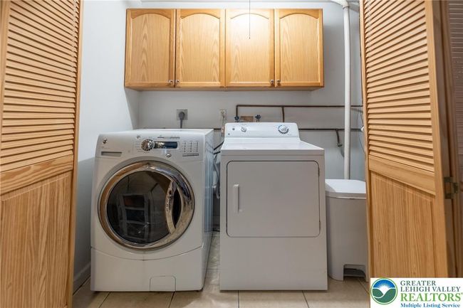 219 Flint Hill Rd, Townhouse with 3 bedrooms, 3 bathrooms and null parking in ALBURTIS PA | Image 6