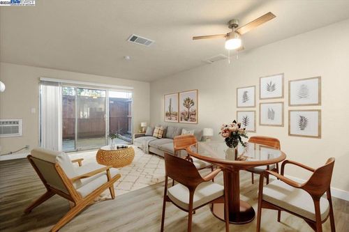 apt-4-1001 Murrieta Blvd, Livermore, CA, 94550-4124 | Card Image