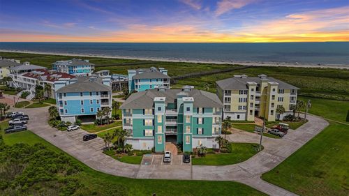 302-4231 Pointe West Dr, Galveston, TX, 77554-3047 | Card Image