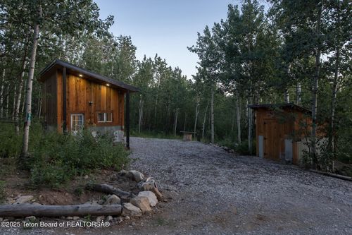 66 Elkhorn Dr, Thayne, WY, 83127 | Card Image
