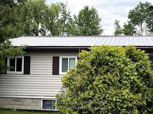 137 1st Ave, Port Mcnicoll, ON, L0K1R0 | Card Image
