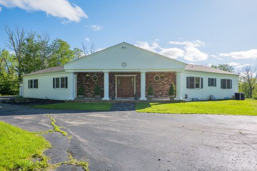 125 Woodchuck Ln, Harwinton, CT, 06791-1512 | Card Image