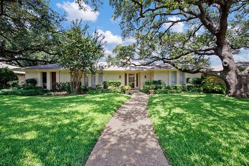 2421 Fairview Dr, Plano, TX, 75075-7496 | Card Image
