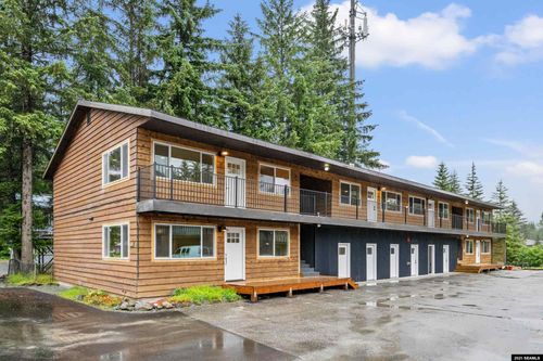unit-2-8760 Trinity Dr, Juneau, AK, 99801-7421 | Card Image