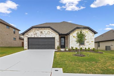 310 Ranch Road, House other with 5 bedrooms, 3 bathrooms and null parking in Justin TX | Image 1