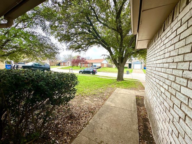 523 Windsor Dr, House other with 4 bedrooms, 2 bathrooms and null parking in Allen TX | Image 4