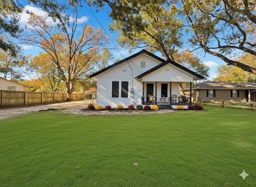 2708 W Collin St, Corsicana, TX, 75110-3932 | Card Image