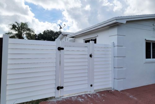 2021 Nw 85th Ave, Pembroke Pines, FL, 33024-3435 | Card Image