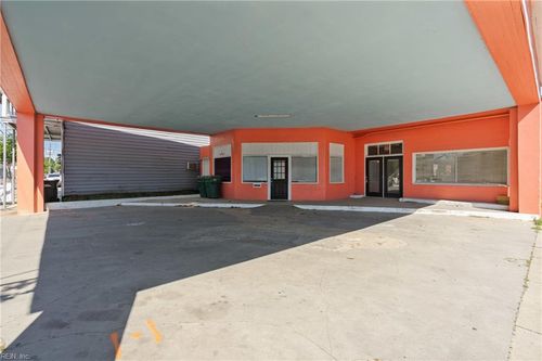 400 W Washington St, Suffolk, VA, 23434-5304 | Card Image