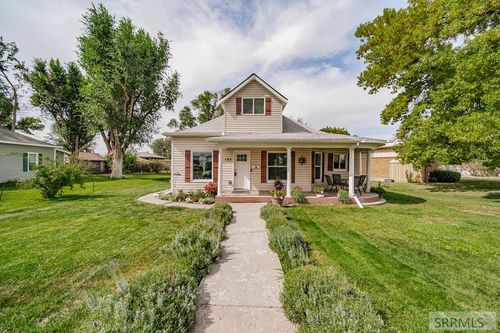 183 N Oak St, Blackfoot, ID, 83221-1757 | Card Image