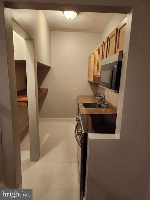 apt-1b-307 Arch St, PHILADELPHIA, PA, 19106-1825 | Card Image