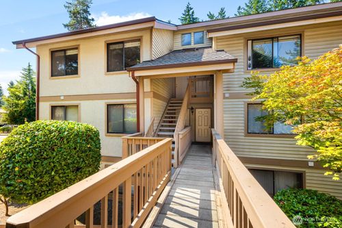 apt-d30-17425 119th Ln Se, Renton, WA, 98058-6249 | Card Image