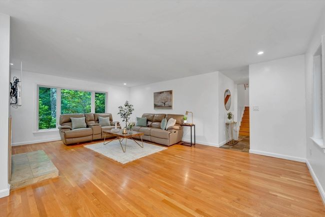 10 - 10 Fox Holw, Condo with 2 bedrooms, 3 bathrooms and 2 parking in Wayland MA | Image 13