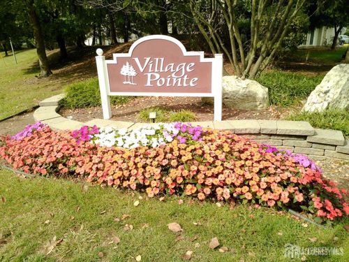 5 Edinburgh Ct, Edison, NJ, 08820-4657 | Card Image