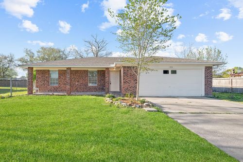 2414 Camillia St, Highlands, TX, 77562-3162 | Card Image