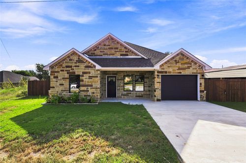 2515 Coyote Trl, Granbury, TX, 76048-5721 | Card Image