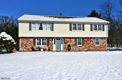 47 Herold Dr, Glen Rock, NJ, 07452-3711 | Card Image