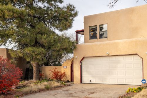 2978 Viaje Pavo Real, Santa Fe, NM, 87505-5344 | Card Image