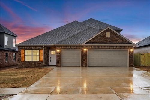 7303 Sw Basswood Ave, Bentonville, AR, 72713-5223 | Card Image