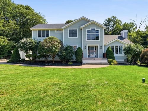 48 Hummingbird Ln, Swansea, MA, 02777-4331 | Card Image