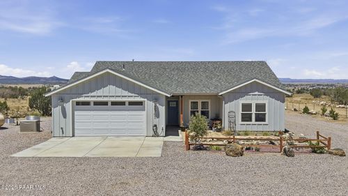 23962 N Headwaters Rd, Paulden, AZ, 86334-0230 | Card Image