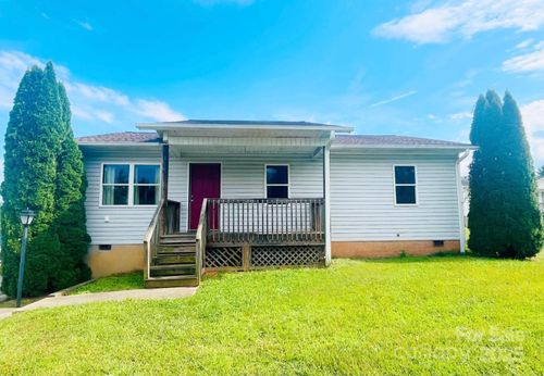 114 Major Way, Hendersonville, NC, 28792-0279 | Card Image
