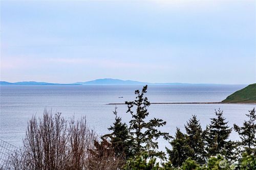 150 West St, Sequim, WA, 98382-9640 | Card Image