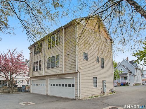 b-10 B Elm St, Norwalk, CT, 06850-3918 | Card Image