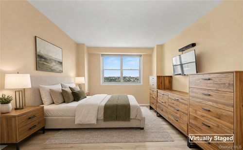 7a-30 Lake St, White Plains, NY, 10603-4012 | Card Image