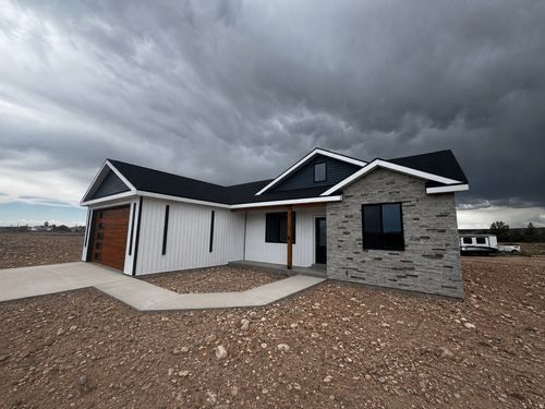 564 E River Heights Dr, Duchesne, UT, 84021 | Card Image