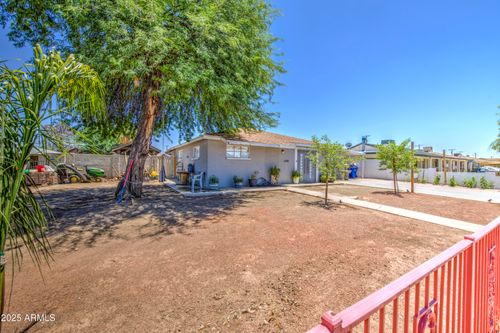 8743 N 31st Ave, Phoenix, AZ, 85051-3925 | Card Image