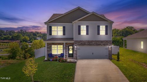 146 Tanasqui Dr, Johnson City, TN, 37604-3006 | Card Image